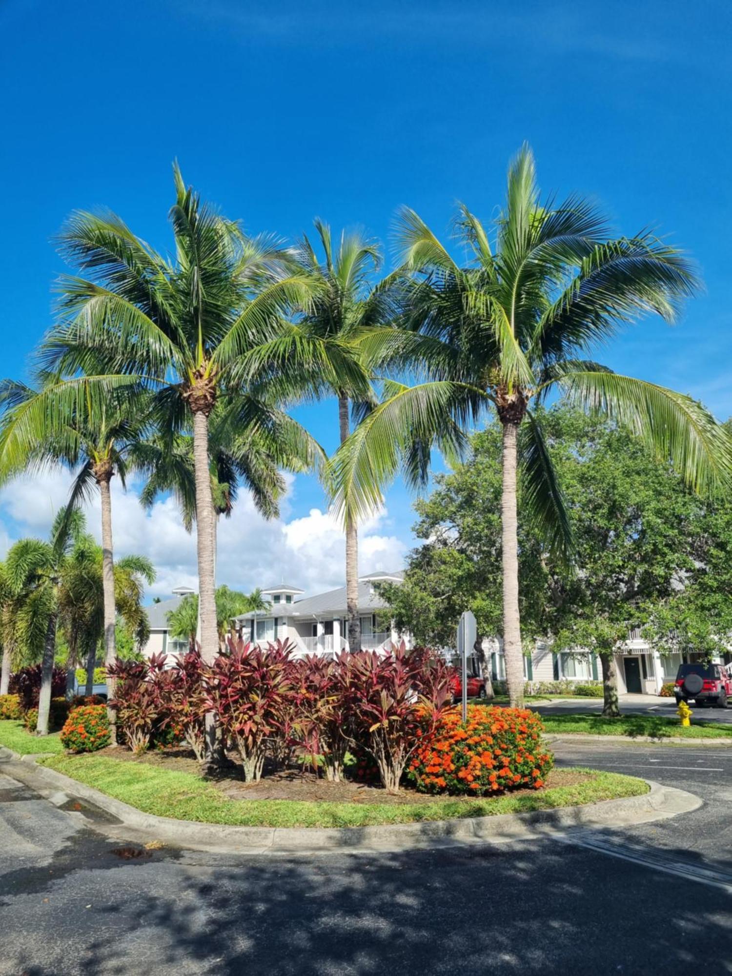 Stunning 2-Bedroom Plus Den Condo In Greenlinks Resort North North Naples エクステリア 写真