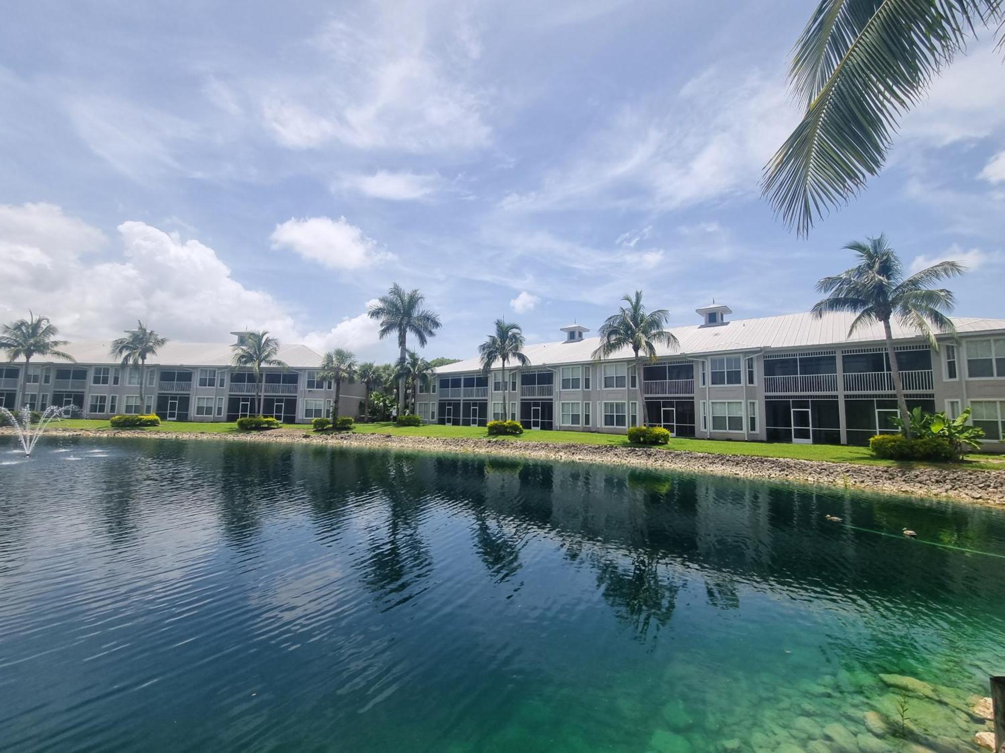 Stunning 2-Bedroom Plus Den Condo In Greenlinks Resort North North Naples エクステリア 写真