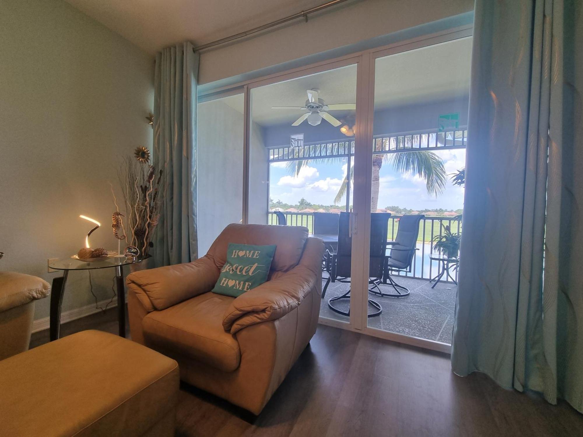 Stunning 2-Bedroom Plus Den Condo In Greenlinks Resort North North Naples エクステリア 写真