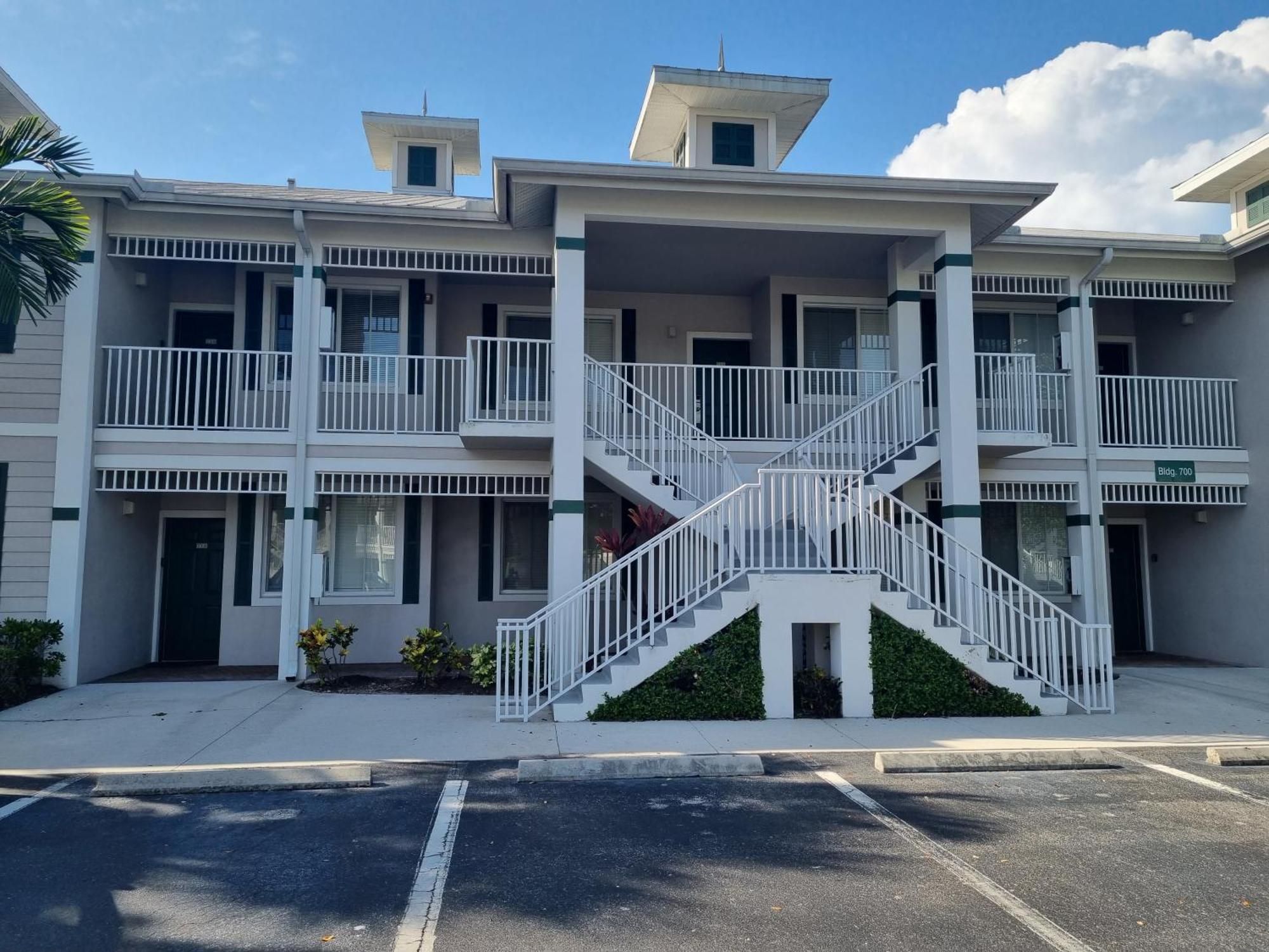 Stunning 2-Bedroom Plus Den Condo In Greenlinks Resort North North Naples エクステリア 写真