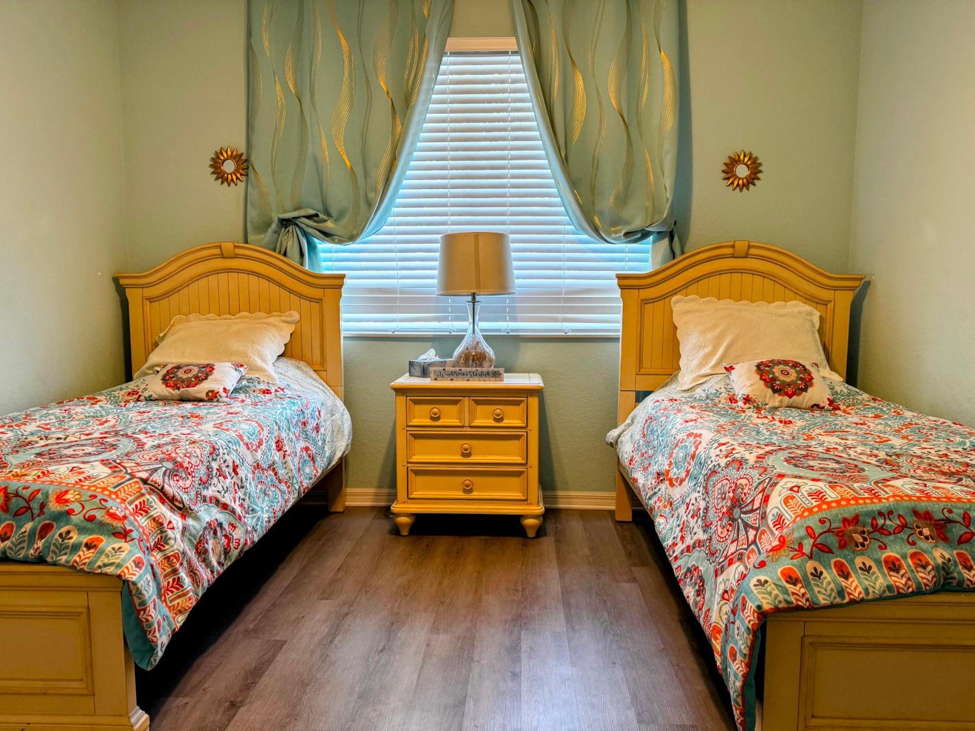 Stunning 2-Bedroom Plus Den Condo In Greenlinks Resort North North Naples エクステリア 写真
